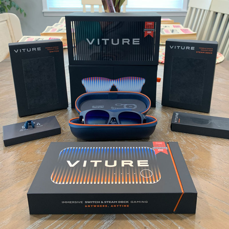 VITURE One XR Glasses, Mobile Dock, & other accessories. (Courtesy: Pixel Deck Gaming)